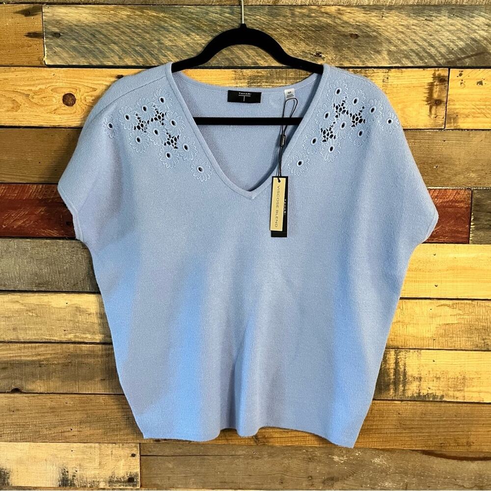 Tahari Blue Short‎ Sleeve Sweater Size Small